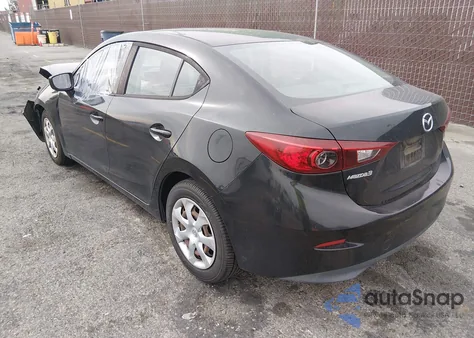 2015 Mazda Mazda3 I Sport z USA, uszkodzony, nr VIN 3MZBM1U78FM201075